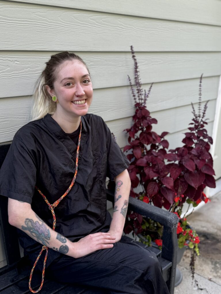 Bridget_Groom Assistant